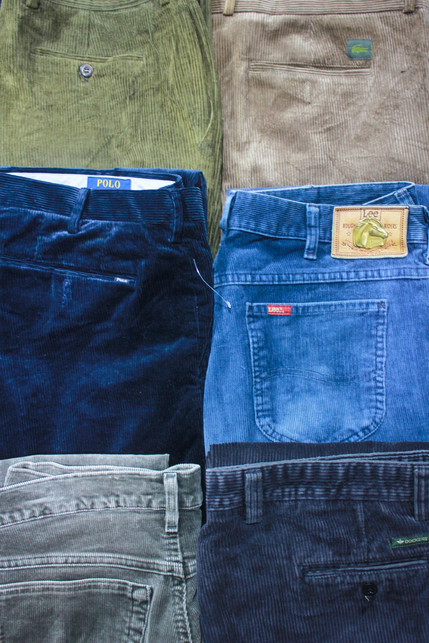 Pantalon en velours côtelé de marque